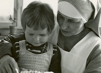 Professionelle Schule für Kinderpflegerinnen