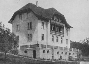 Bescheidene Um- und Anbauten