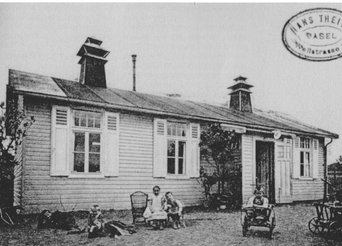 Unterbringung in ehemaligen Kriegsbaracken